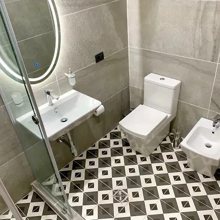 Eka Luxury Two-bedroom Premium 2 アパート *