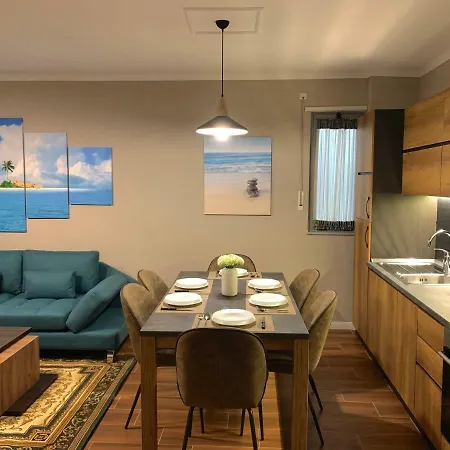 Eka Luxury Two-bedroom Premium 2 Apartment *