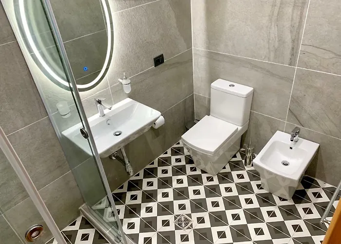 Eka Luxury Two-bedroom Premium 2 Lejlighed *